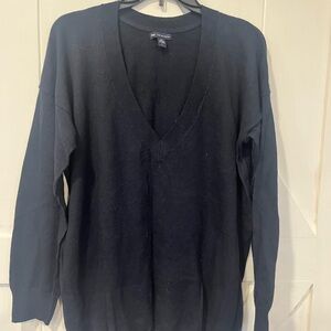 GAP Black V-Neck Sweater for Women